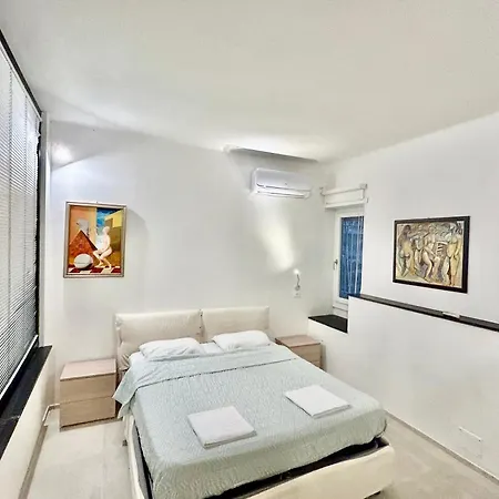 Casa Mec * Imperia